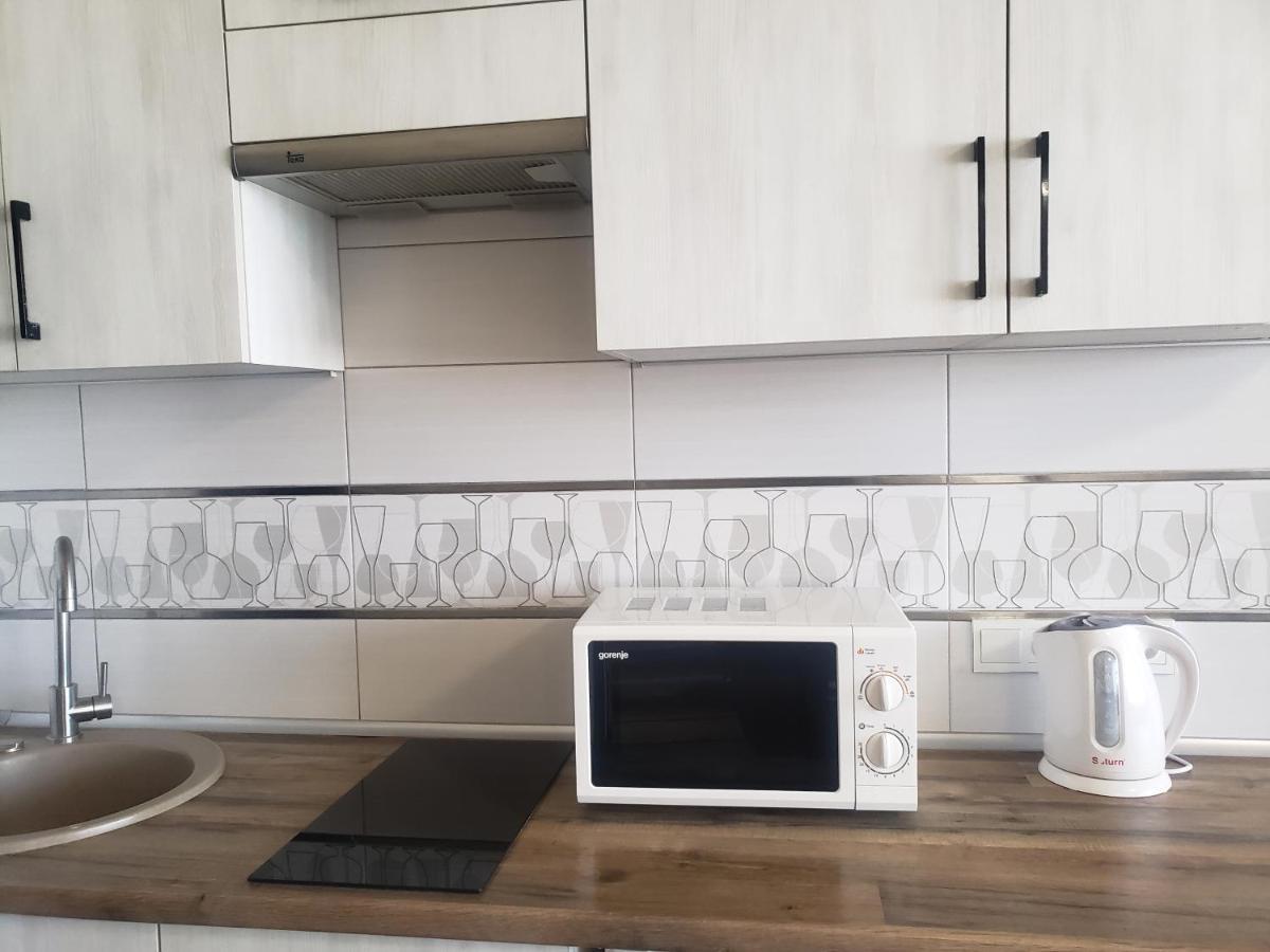 Apart Ugorska Lviv Luaran gambar